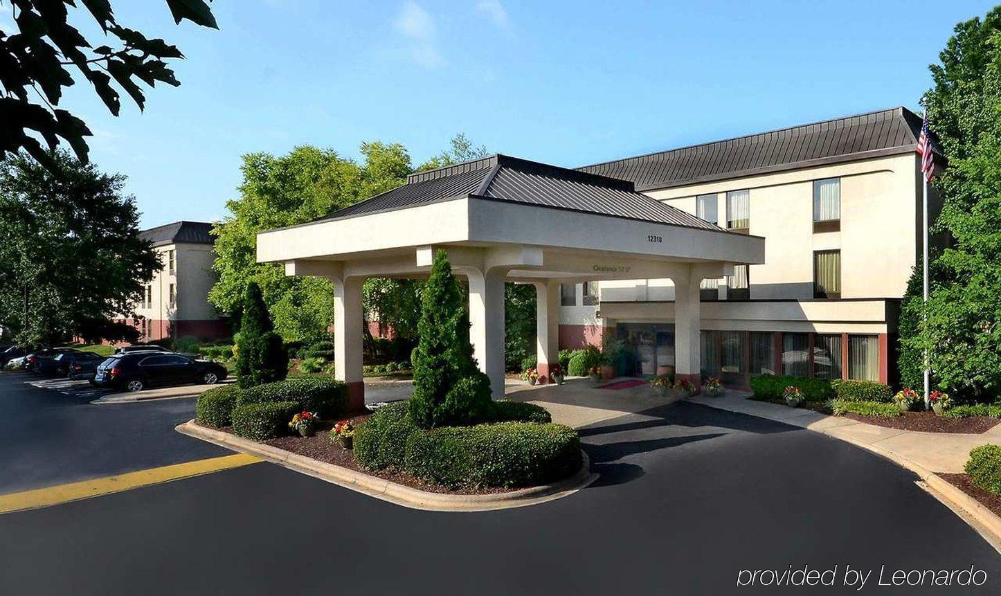 Hampton Inn Raleigh/Town Of Вейк Форест Екстер'єр фото